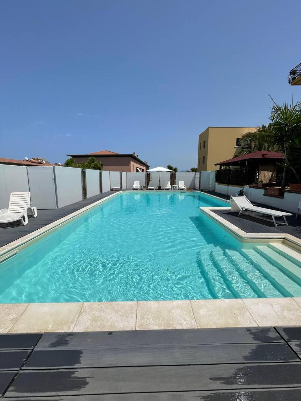 Himera Loft - Holiday Home And Apartment ترميني إميرسي المظهر الخارجي الصورة