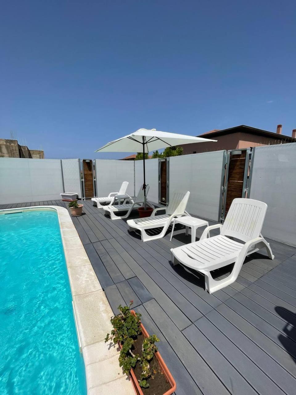 Himera Loft - Holiday Home And Apartment ترميني إميرسي المظهر الخارجي الصورة